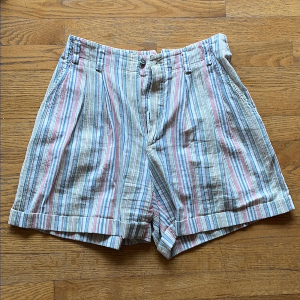 Vintage LizSport striped high-waisted shorts
